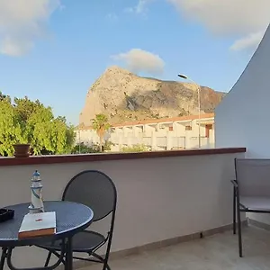 https://appartamento-dino-con-veranda.sicilyhotelsitaly.net